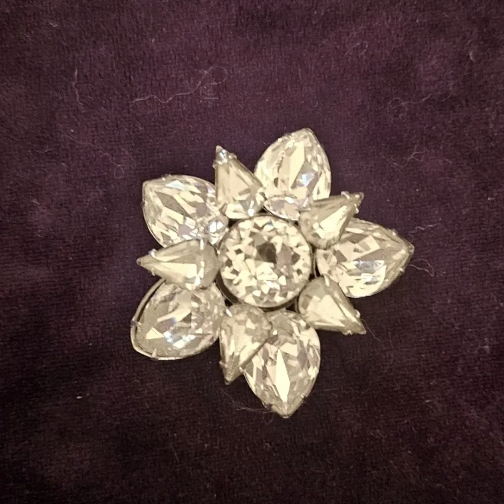 Vintage Rhinestone Brooch pin silver toned